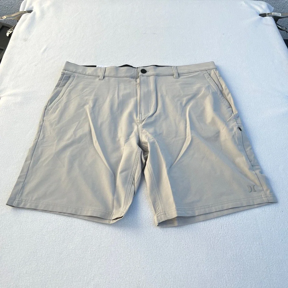 Hurley Trek Hybrid Shorts Mens 40 Light Khaki Tan 20 Inch 4-Way Stretch New